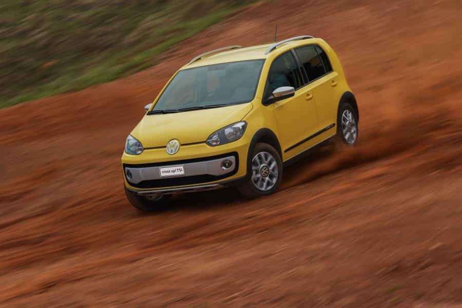  Volkswagen cross up! 2014 года  (BR) (фото 6 из 13)